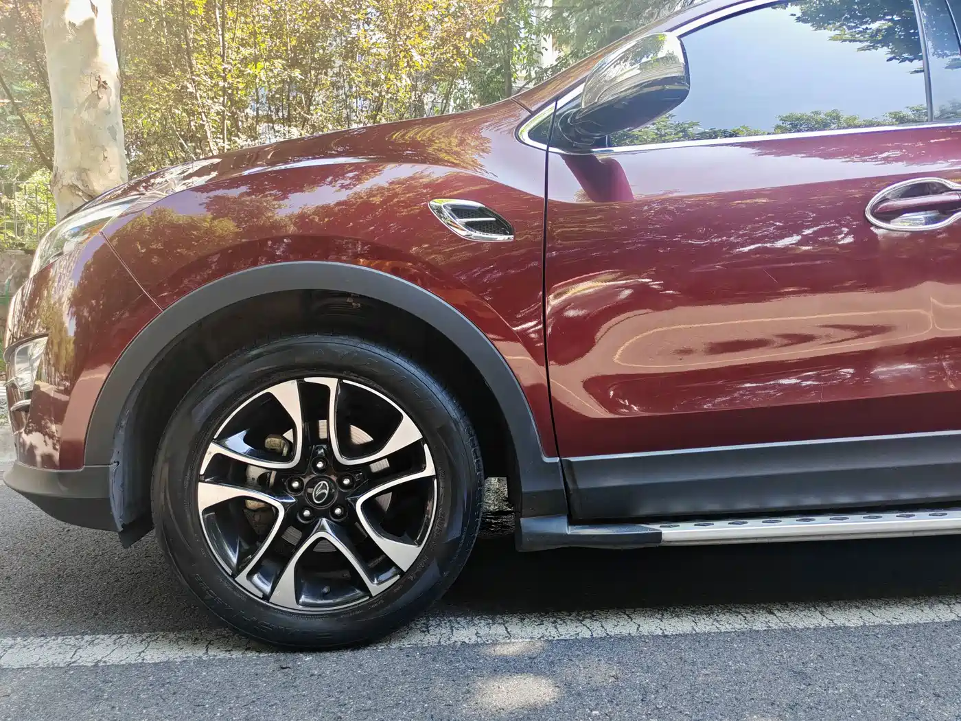 Soueast DX7 2017 2017 1.5T Automatic Elite