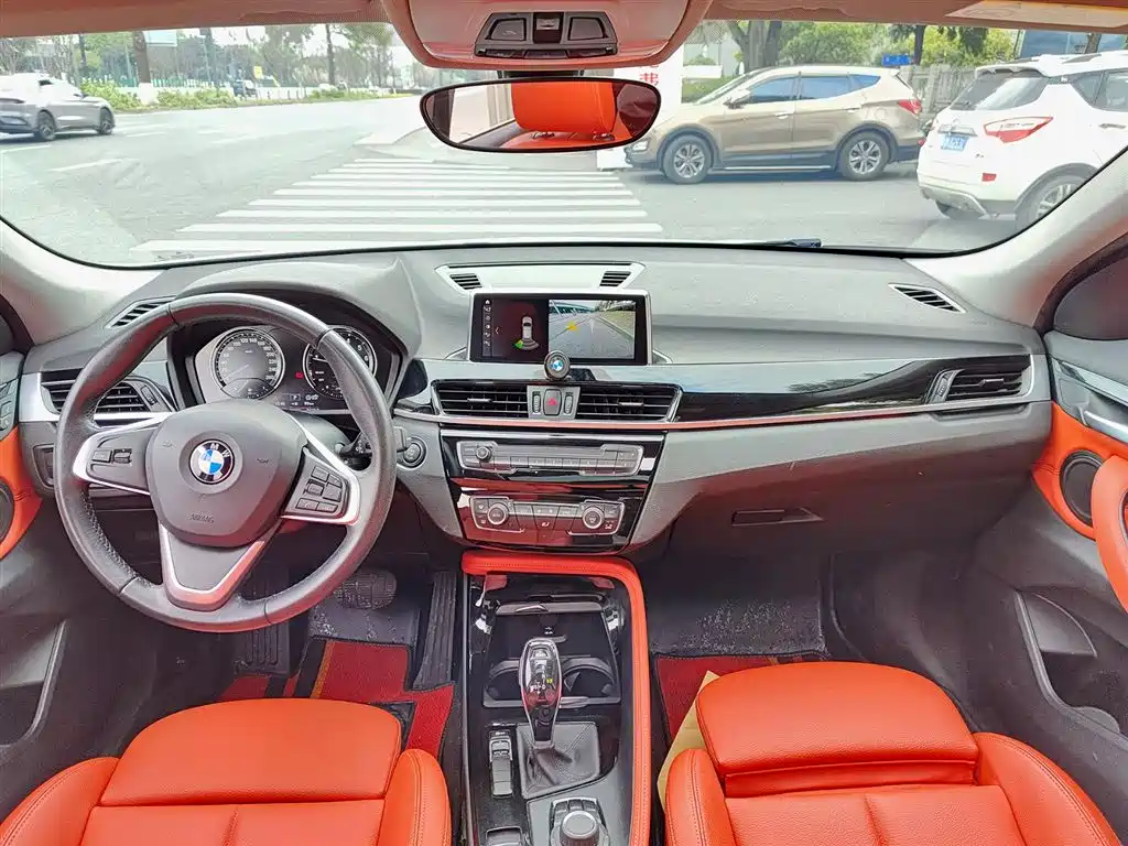 BMW X2 2020 sDrive20i M Off-Road Package фото 10