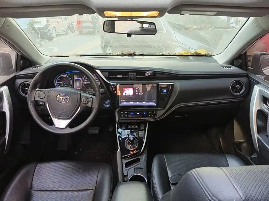 Toyota Corolla Twin Engine E+ 2022 2019 1.8L E-CVT Leading Edition