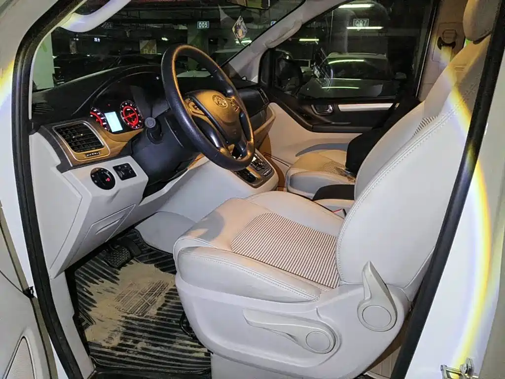 Maxus G10 2018 2018 PLUS 2.0T Automatic Elite Edition