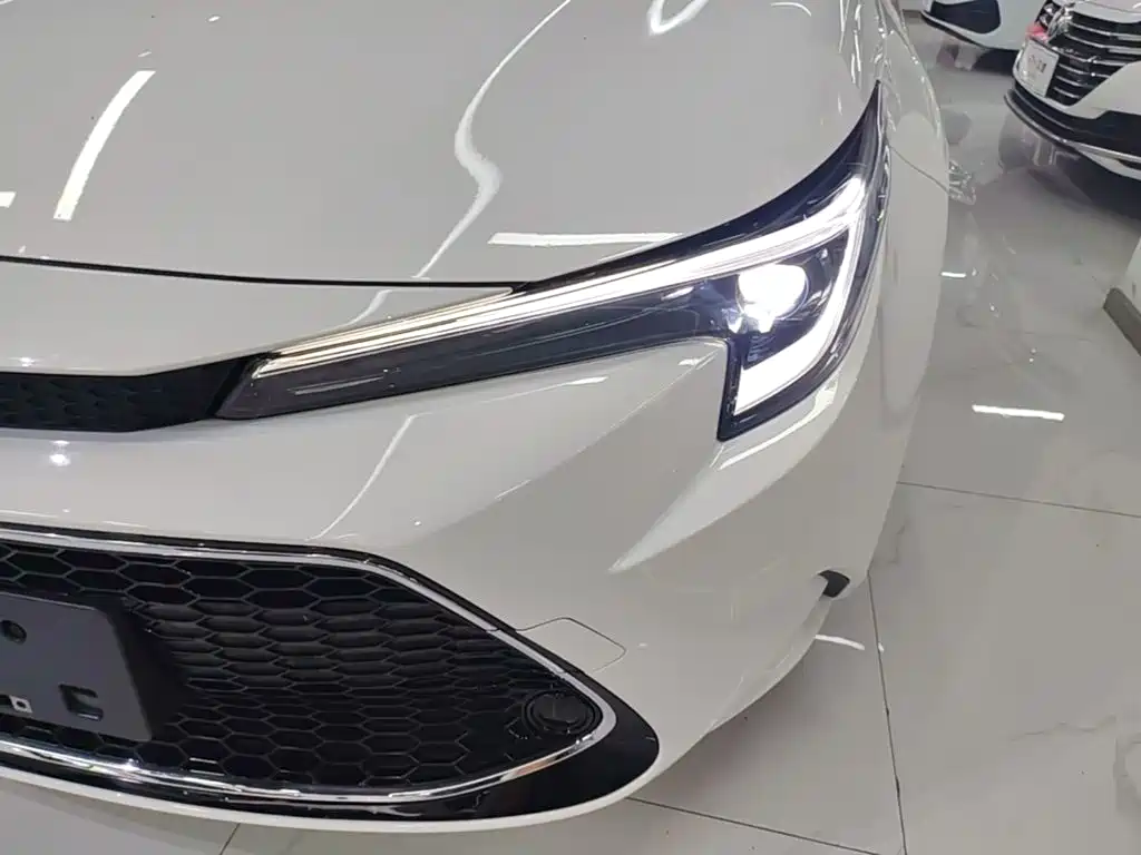 Toyota Levin 2024 2023 185T CVT Luxury