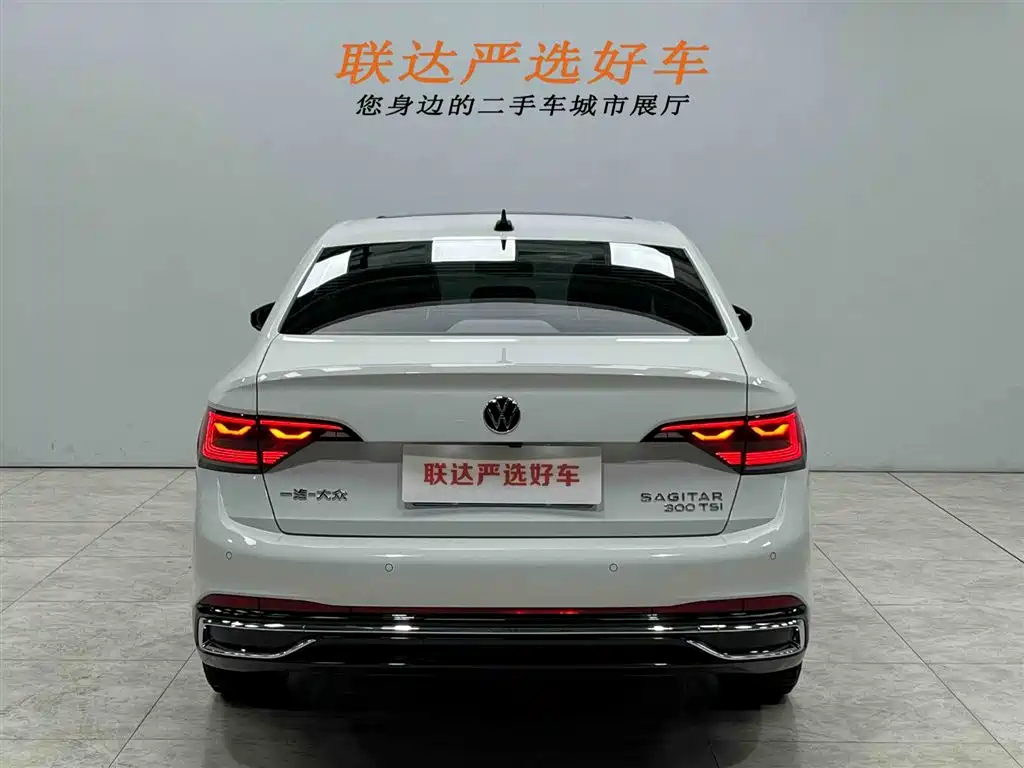 Volkswagen Sagitar 2023 300TSI DSG Surpassing Edition фото 24