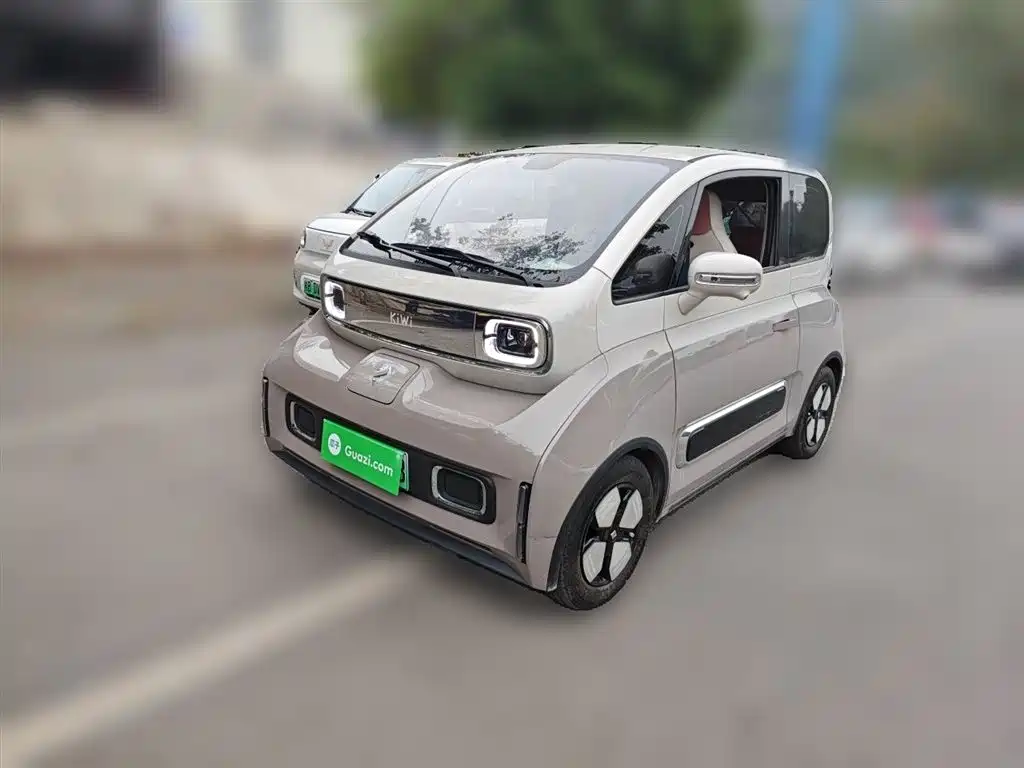 Baojun KiWi EV 2023 Smart Luxury Edition LFP