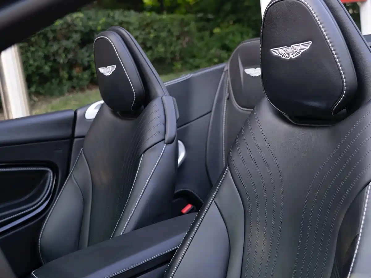 Aston Martin DB11 2021 2019 4.0T V8 Volante