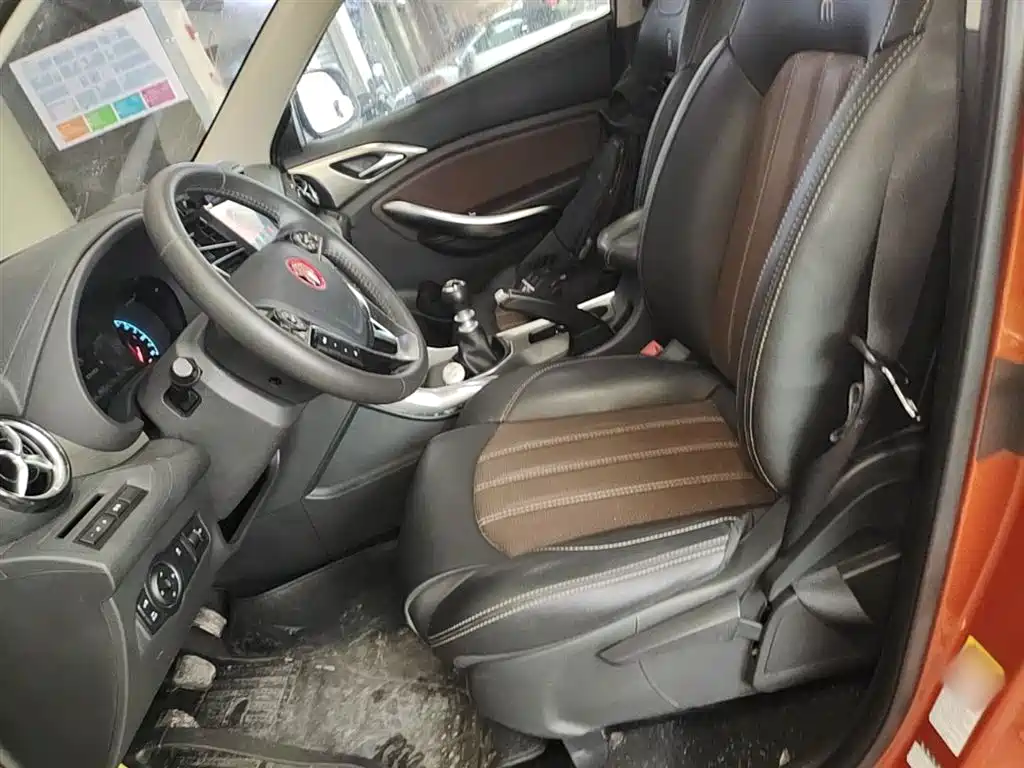 BYD Song 2017 Ultimate Upgrade 1.5TI Manual Elite Model фото 15