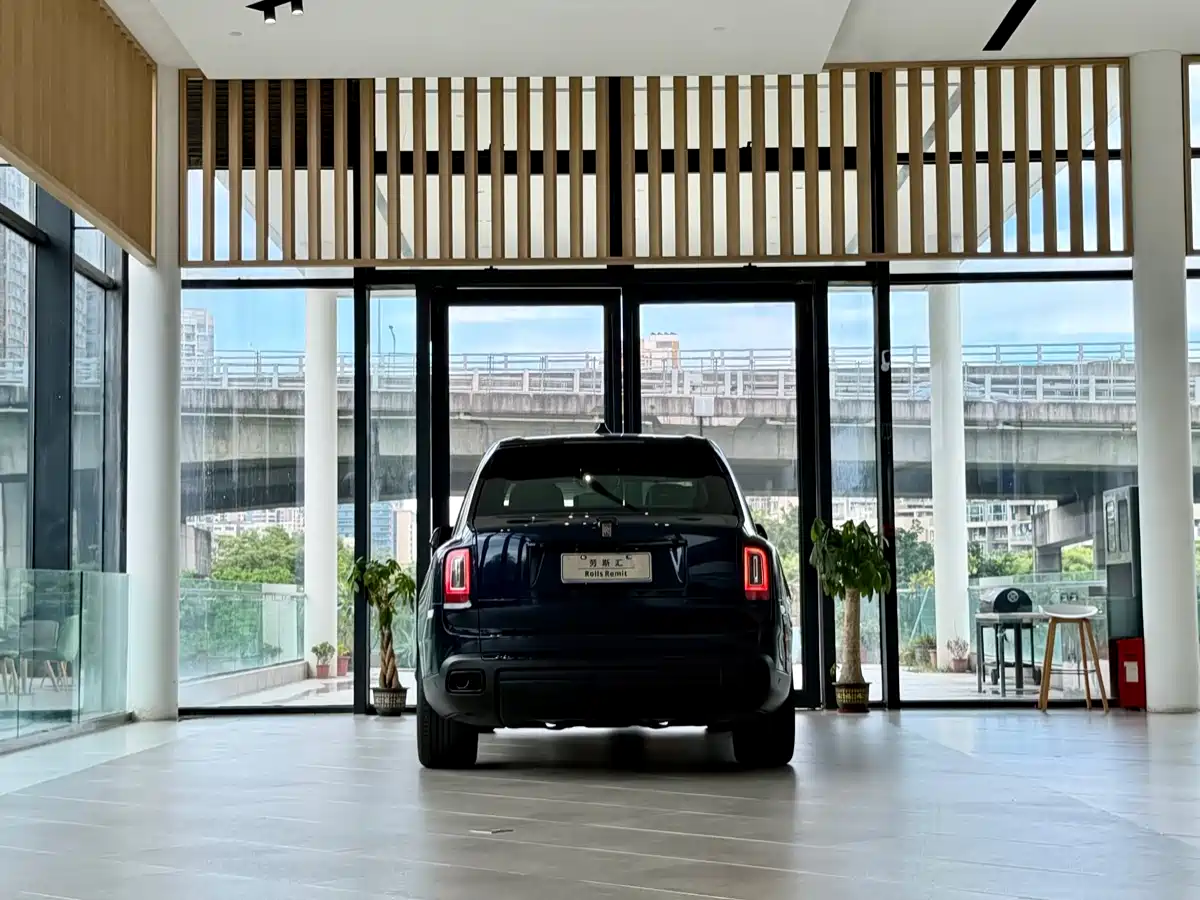 Rolls-Royce Cullinan 2022 2018 4-Seater Version