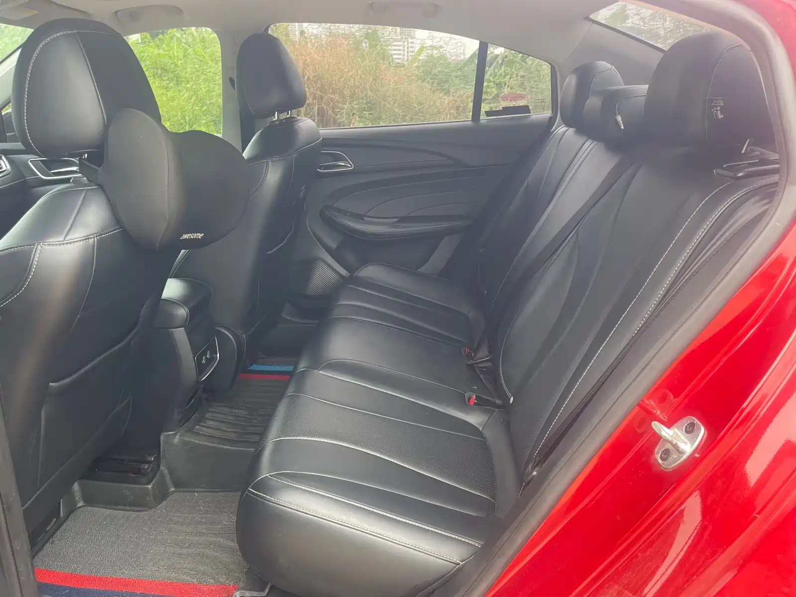 Фото 6 - Roewe i5