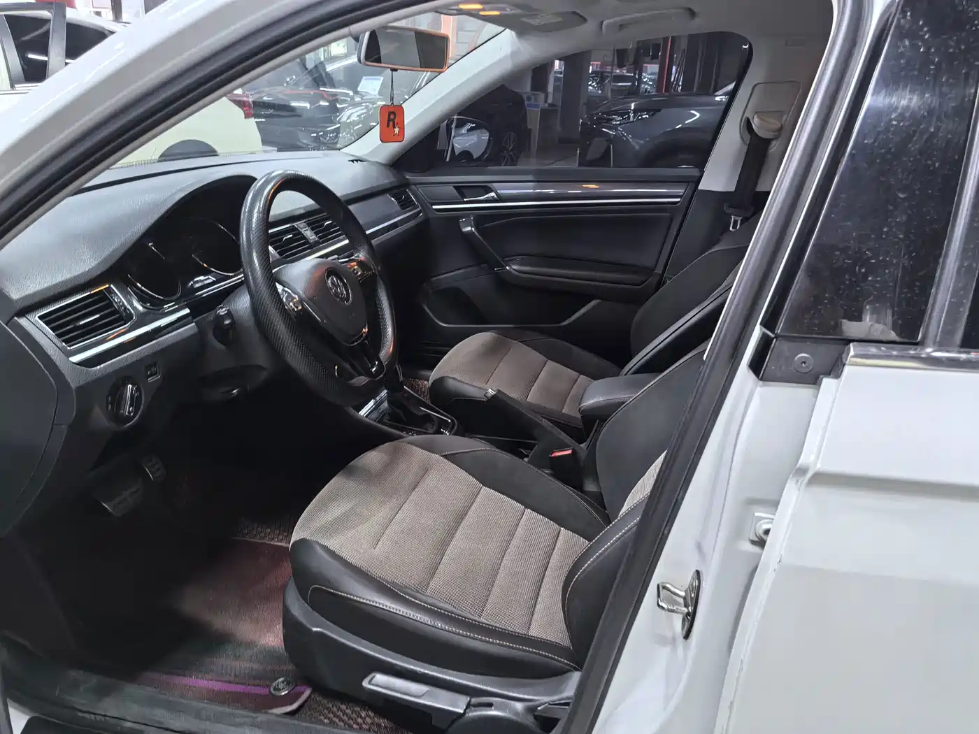 Volkswagen C-TREK 2019 2018 230TSI DSG Comfort
