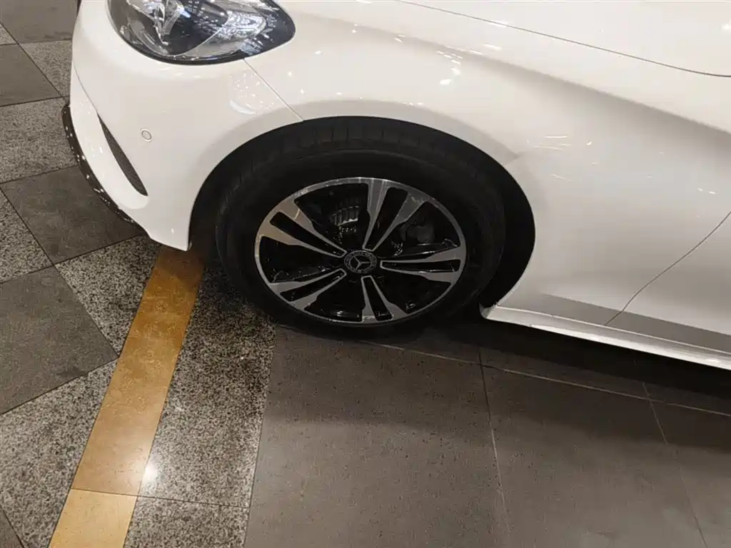 Mercedes-Benz C-Class 2017 Facelift C 200 Sport Edition фото 23