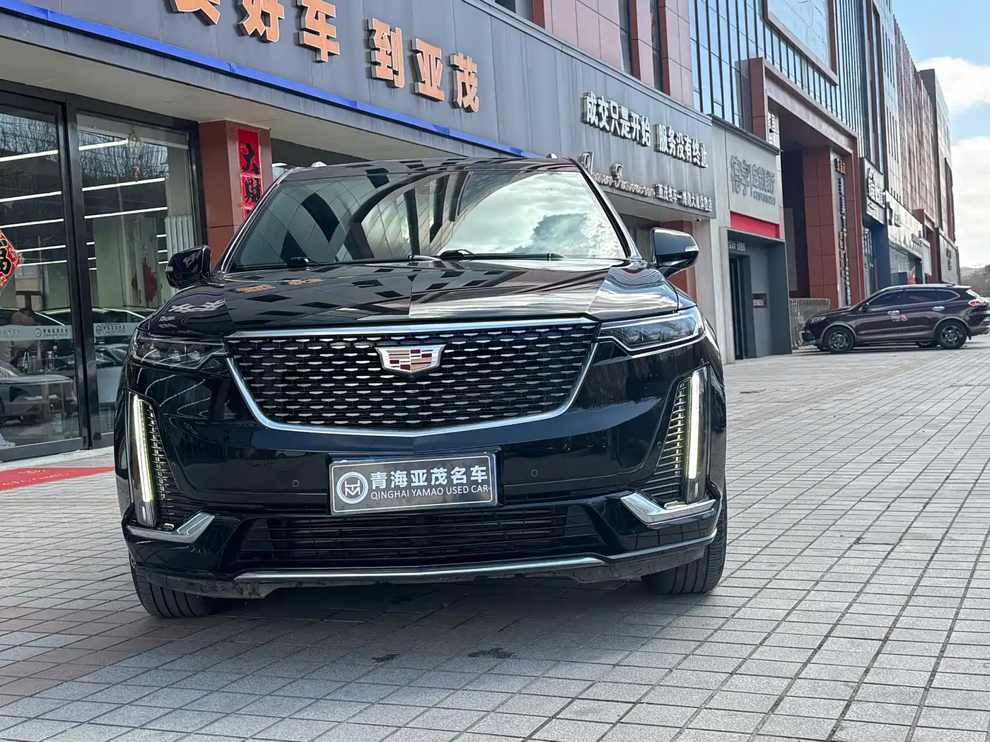 CADILLAC XT6