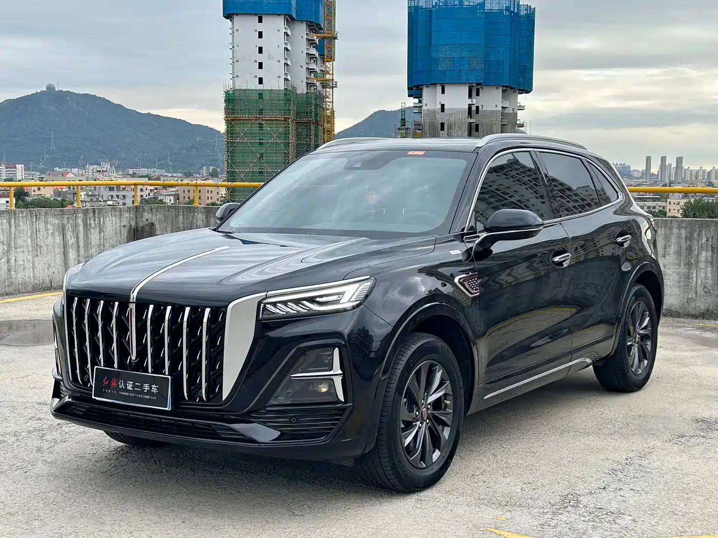 Hongqi HS5 2023 2.0T Flag Enjoy Pro Edition