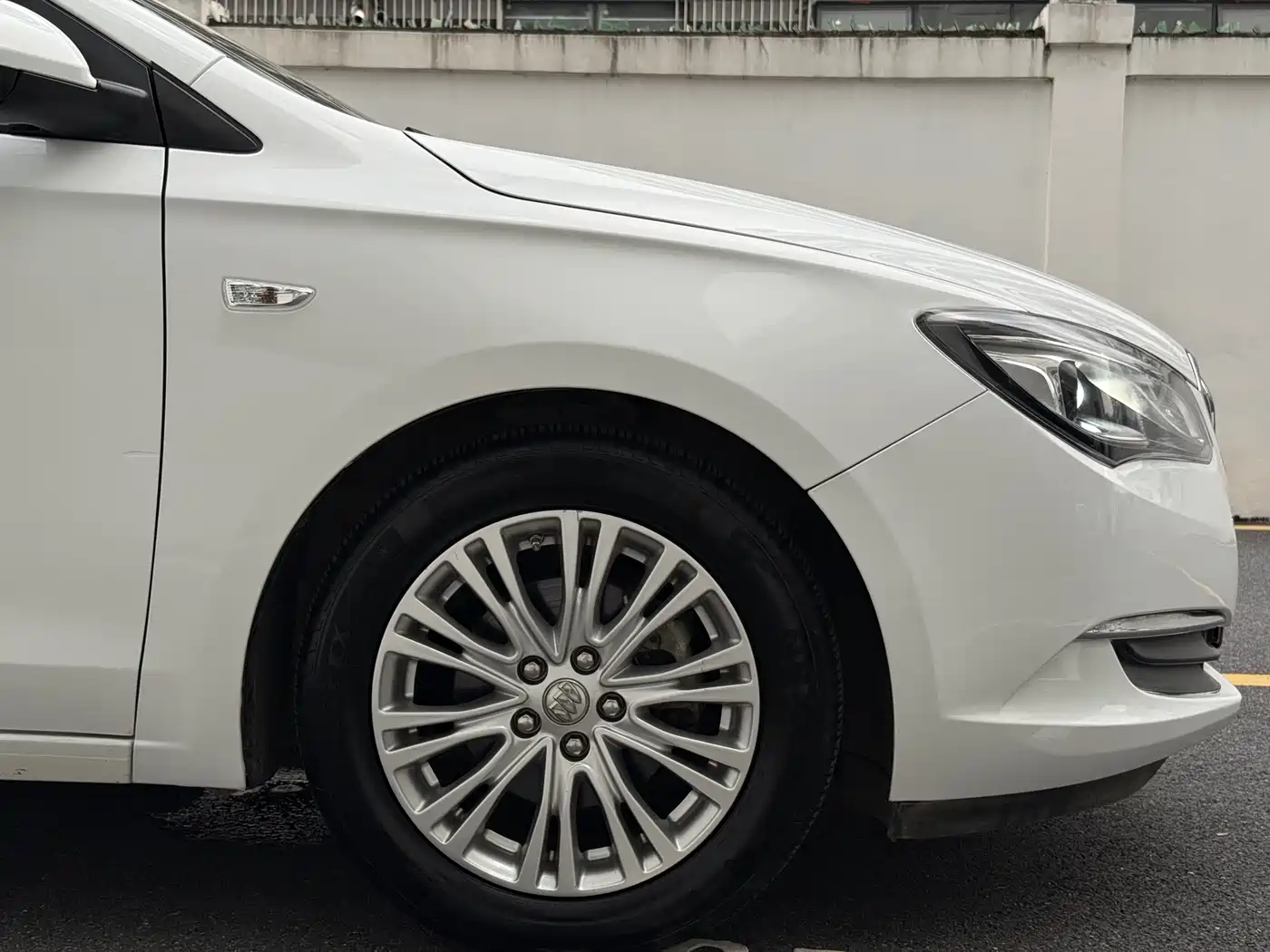 Buick Excelle 2016 Model 15N Automatic Luxury фото 31