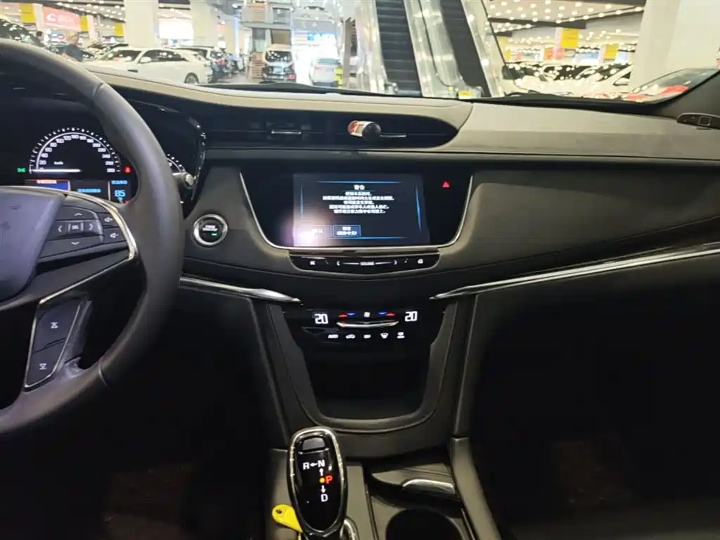 Cadillac XT5 2018 25T Technology фото 13