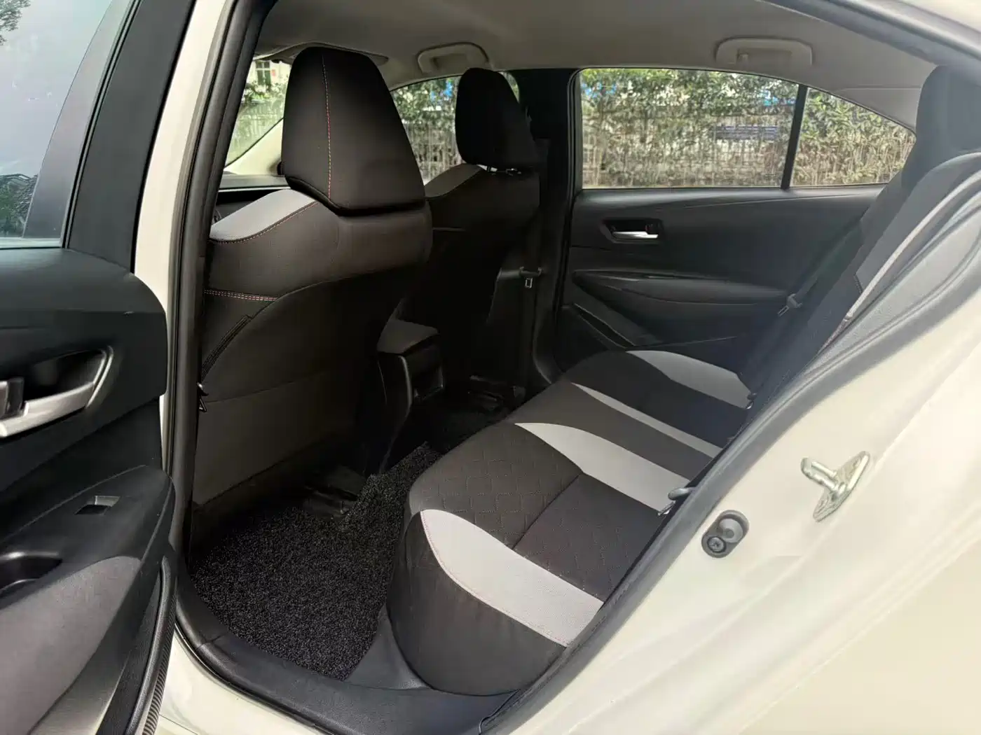 Toyota Corolla 2023 1.2T Elite Edition фото 6
