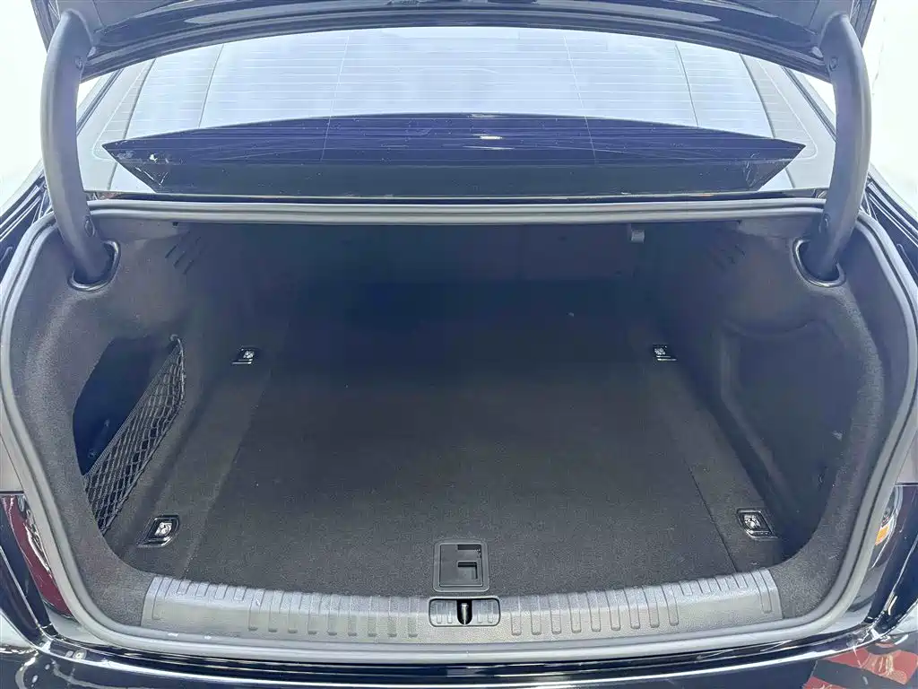Audi A6L 2019 40 TFSI Luxury Elegance фото 4