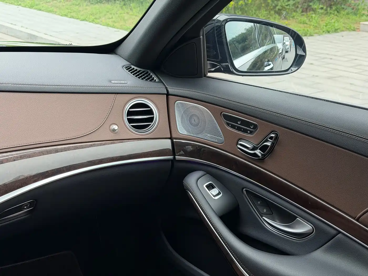 Mercedes-Benz S-Class 2020 S 350 L Premium Edition Collector's Version фото 13