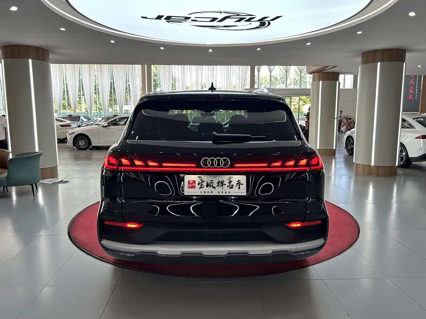 Audi Q6 2023 2023 40 TFSI quattro Cloud View Light Yulin Package