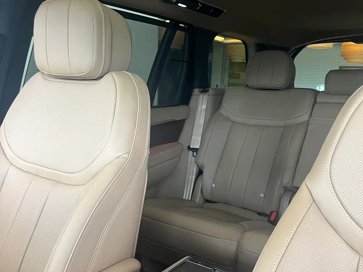 Land Rover Range Rover фото 13