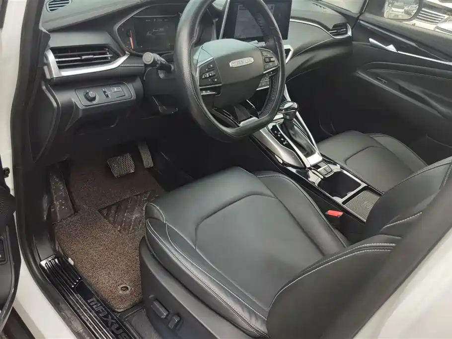 SAIC Maxus Maxus G50 2019 1.5T Automatic Luxury Edition China VI фото 9