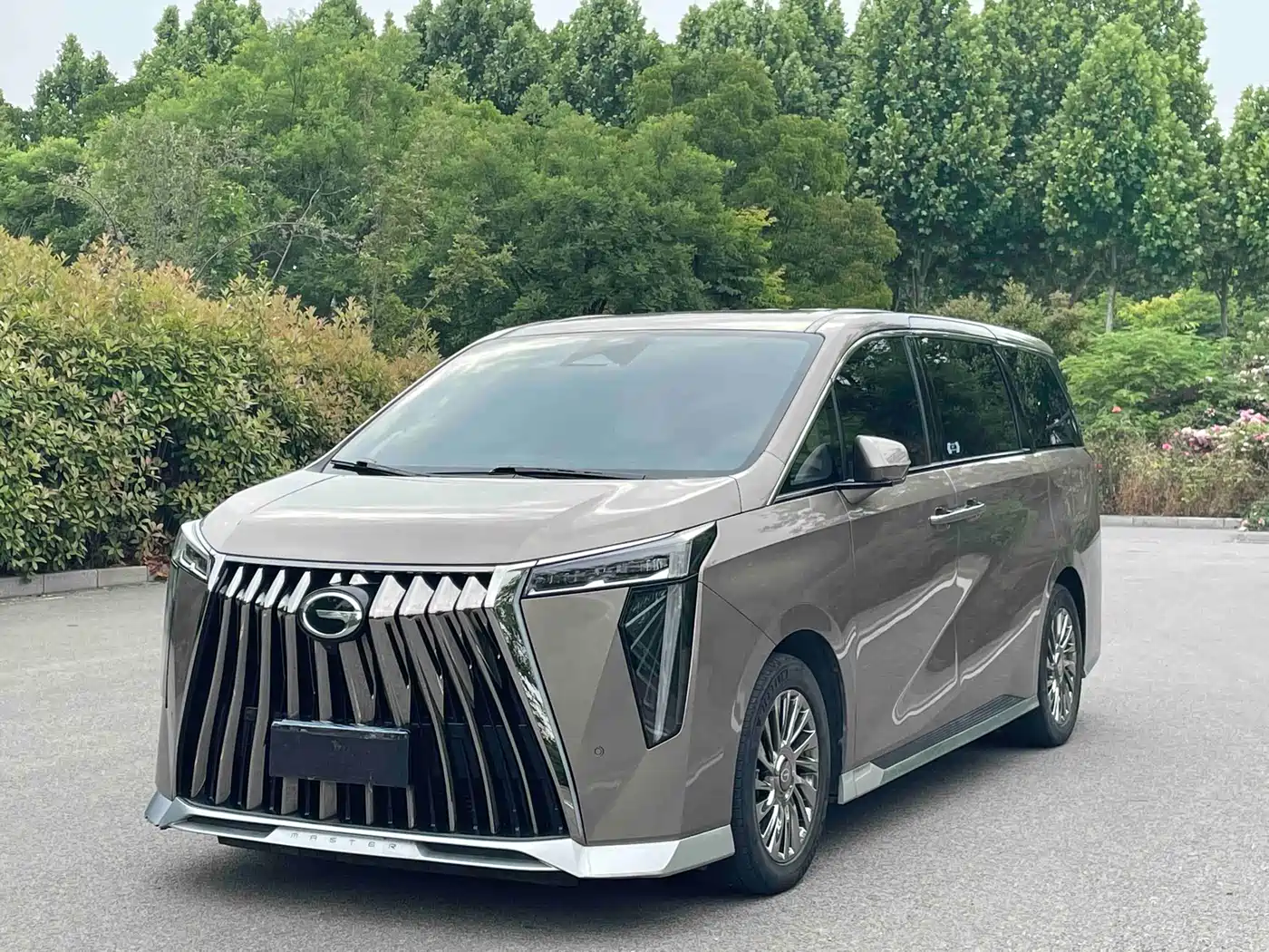 GAC Trumpchi Trumpchi M8 2023 Model Master Series 400T Flagship Edition