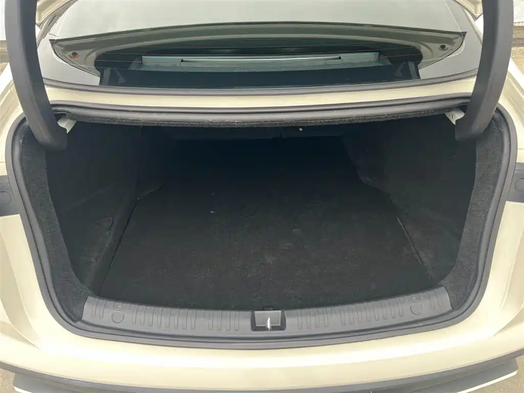 BYD SEAL 06 NEW ENERGY