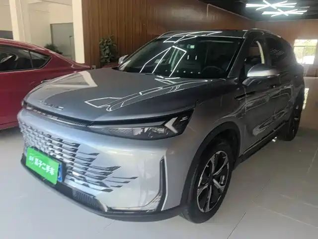 BAIC BEIJING 7 (X7)