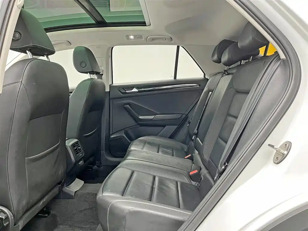 Volkswagen T-ROC 2020 280TSI DSG 2WD Comfort фото 16