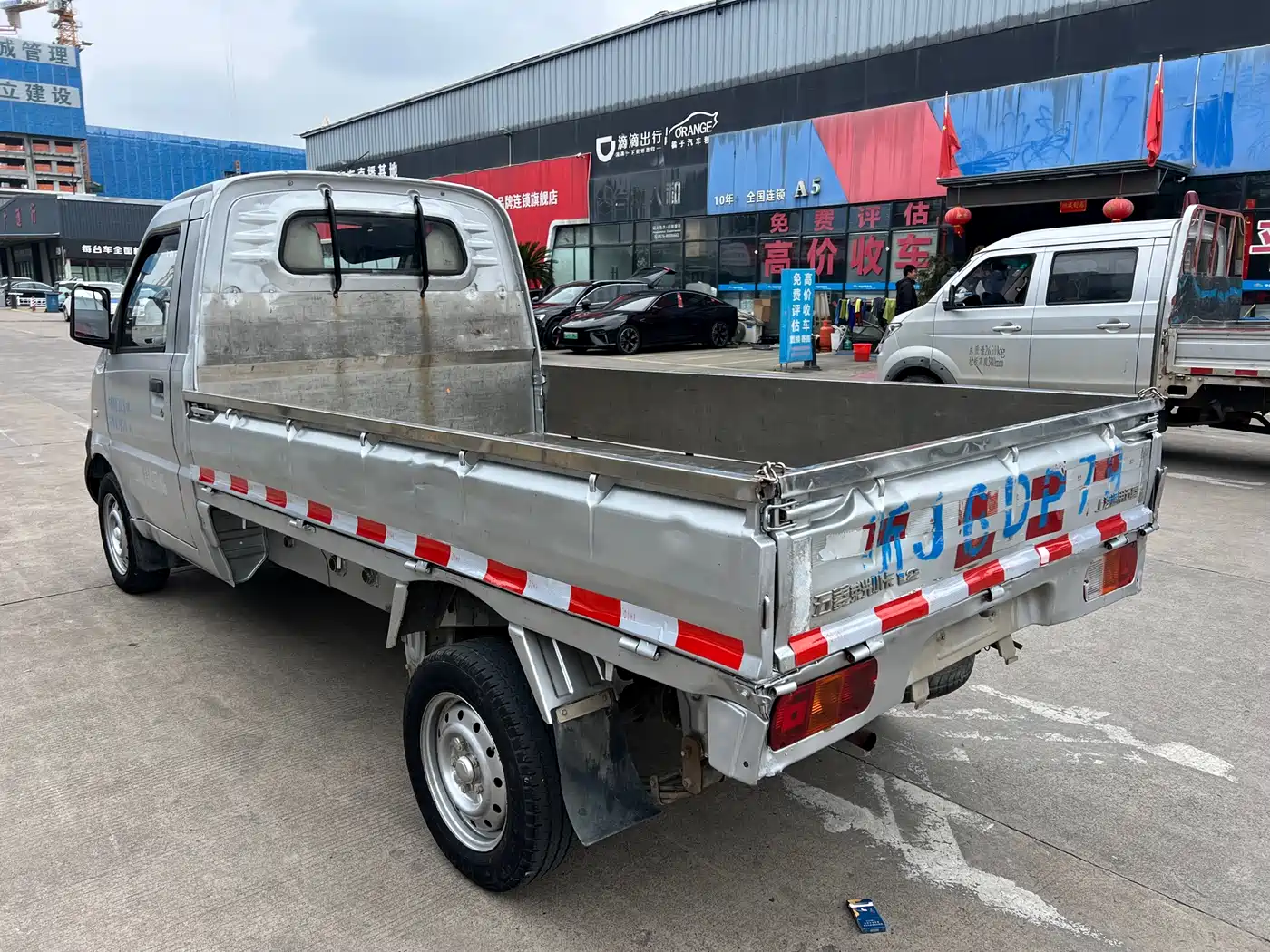 Wuling Motors Wuling Rongguang Mini Truck 2015 2012 1.2L Single Cab Basic LAQ