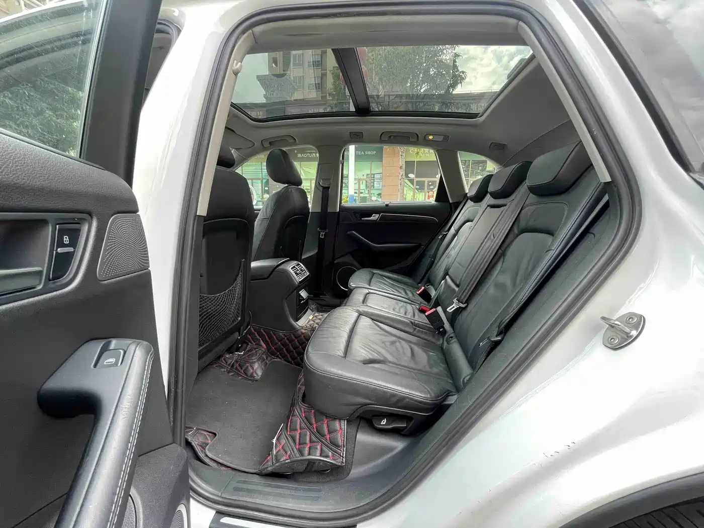Audi Q5 (Import) 2010 3.2FSI Sport фото 10