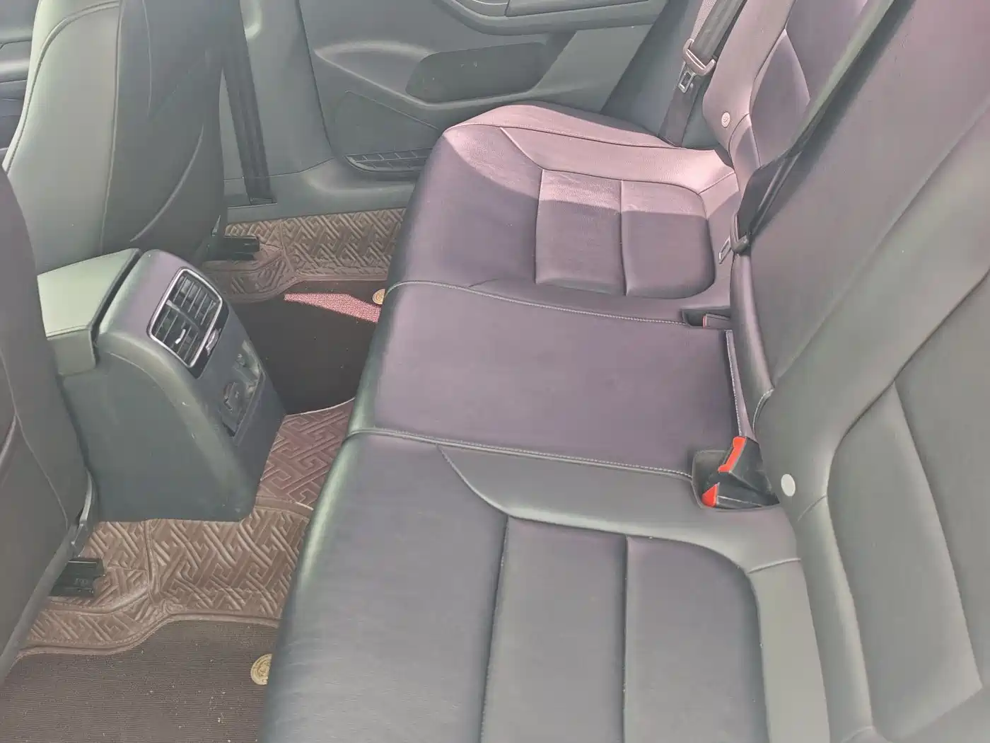 Volkswagen Sagitar 2018 280TSI DSG Comfort фото 8