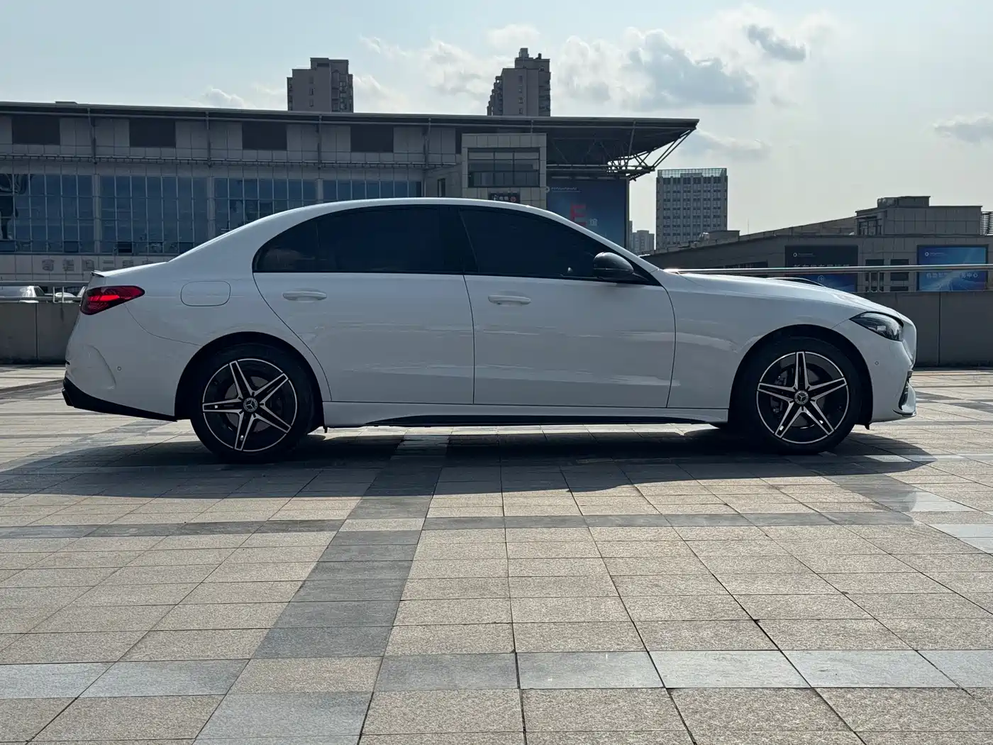 Mercedes-Benz C-Class 2024 Second Facelift C 260 L Night Edition Sport фото 4
