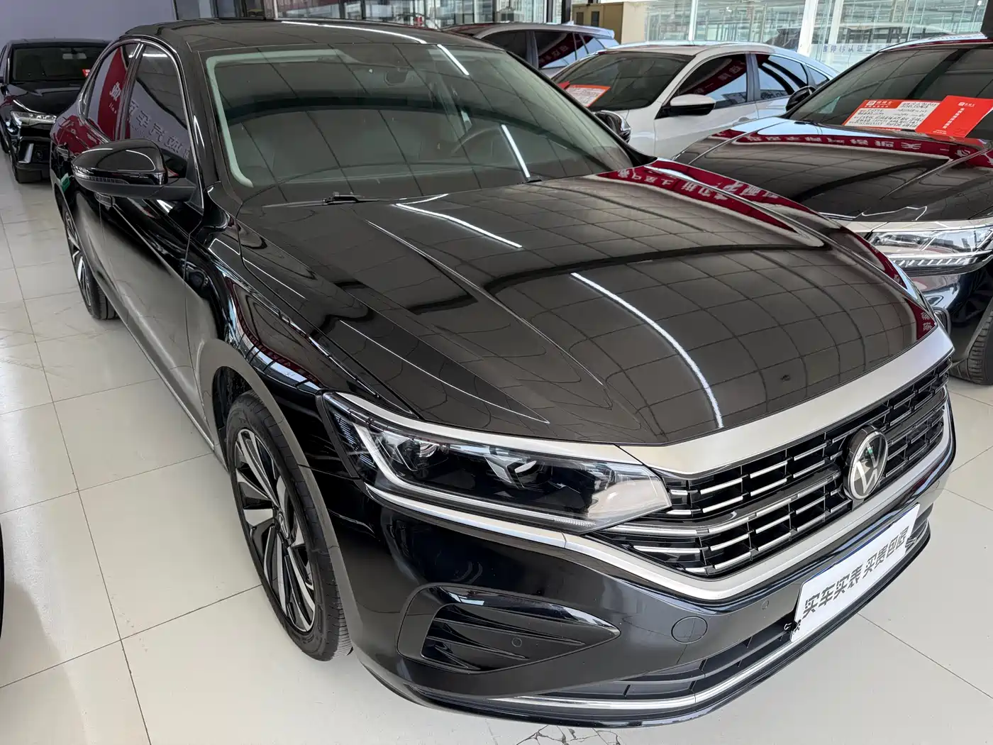 Volkswagen Passat 2023 330TSI Elite Edition фото 3