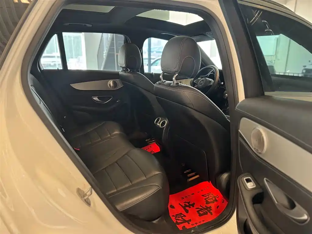 Mercedes-Benz GLC 2018 GLC 200 4MATIC фото 7