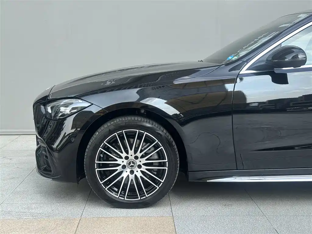 Фото 5 - Mercedes-Benz C-Class