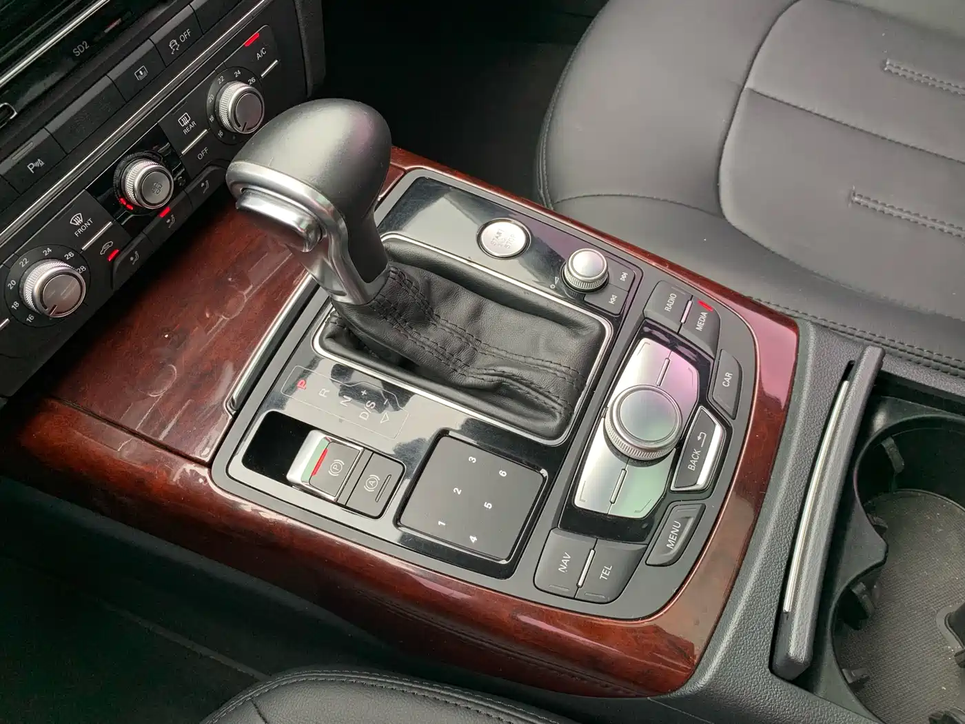 Audi A6L 2014 TFSI Standard фото 20