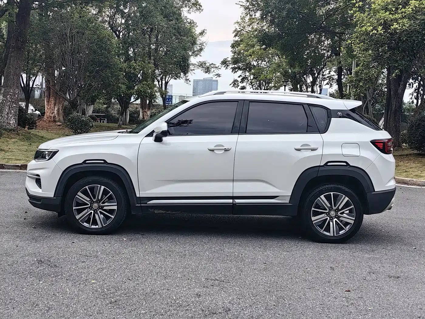 Фото 10 - Changan CS35 PLUS