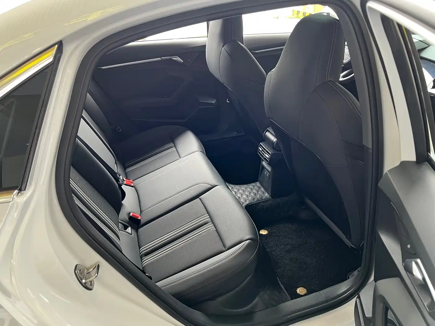 Audi A3 2023 Facelift A3L Limousine 35 TFSI Fashion Sport фото 12