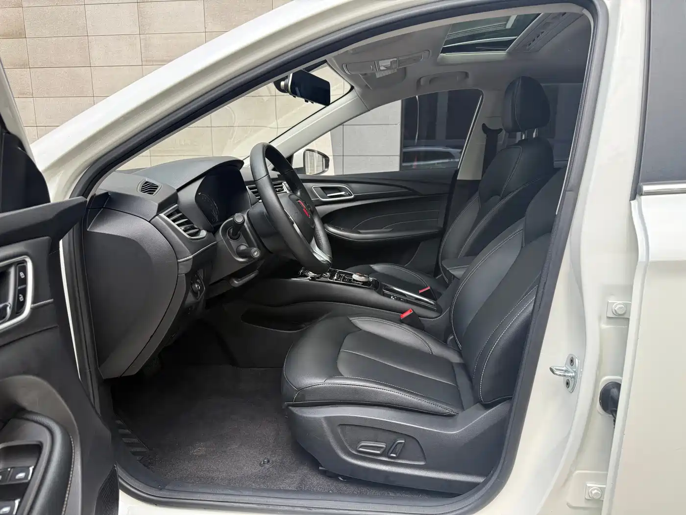 ROEWE EI5