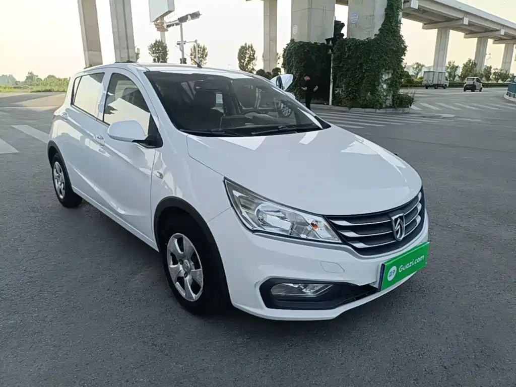 Фото 4 - Baojun 310