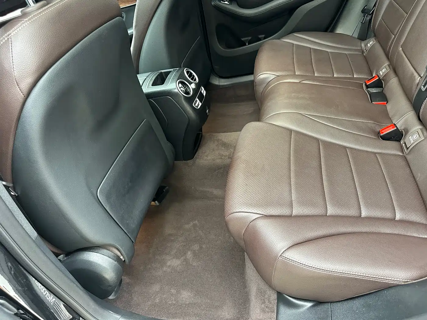 Mercedes-Benz GLC 2021 GLC 300 L 4MATIC Sporty фото 6