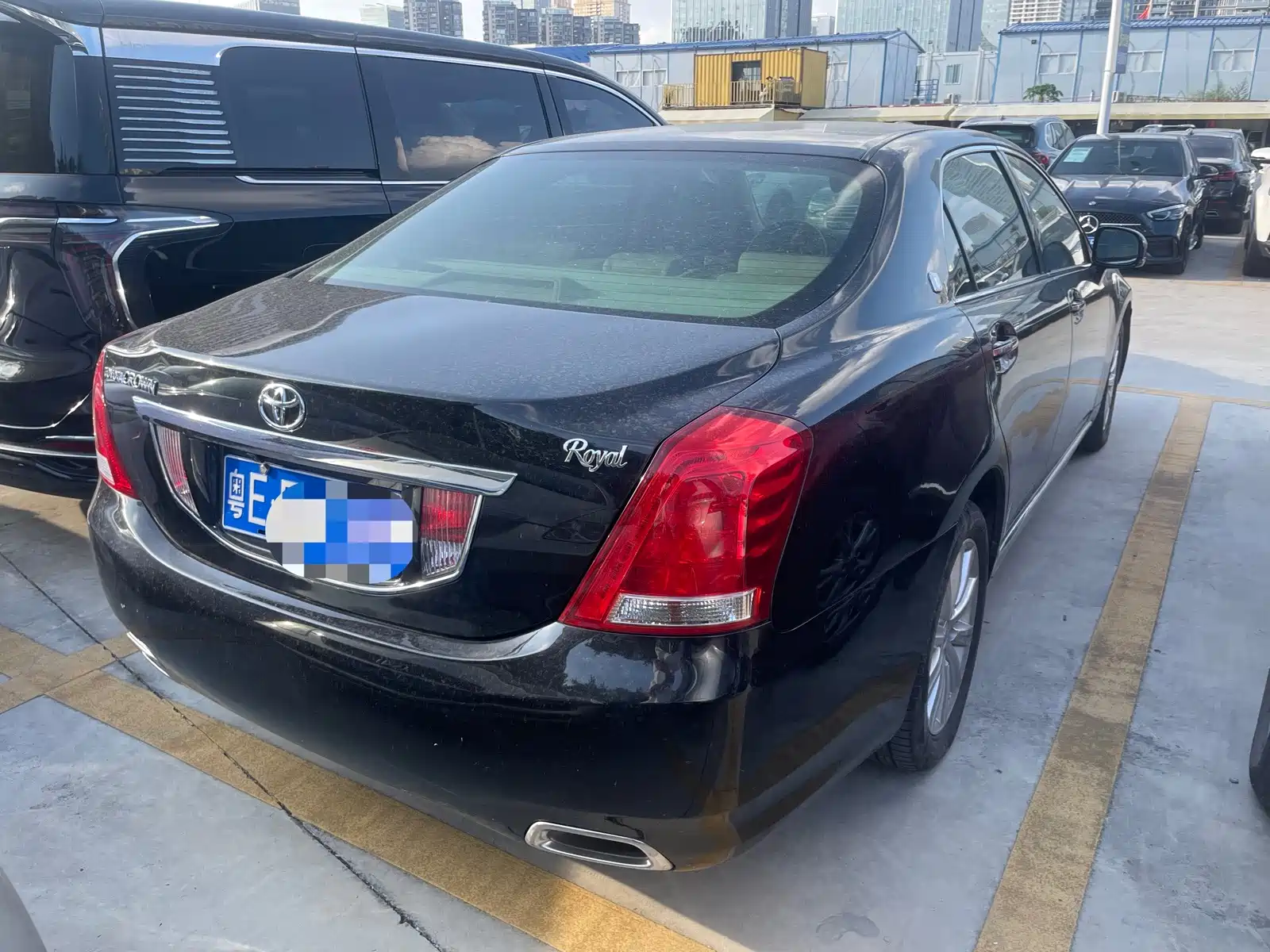 صورة 3 - Toyota Crown