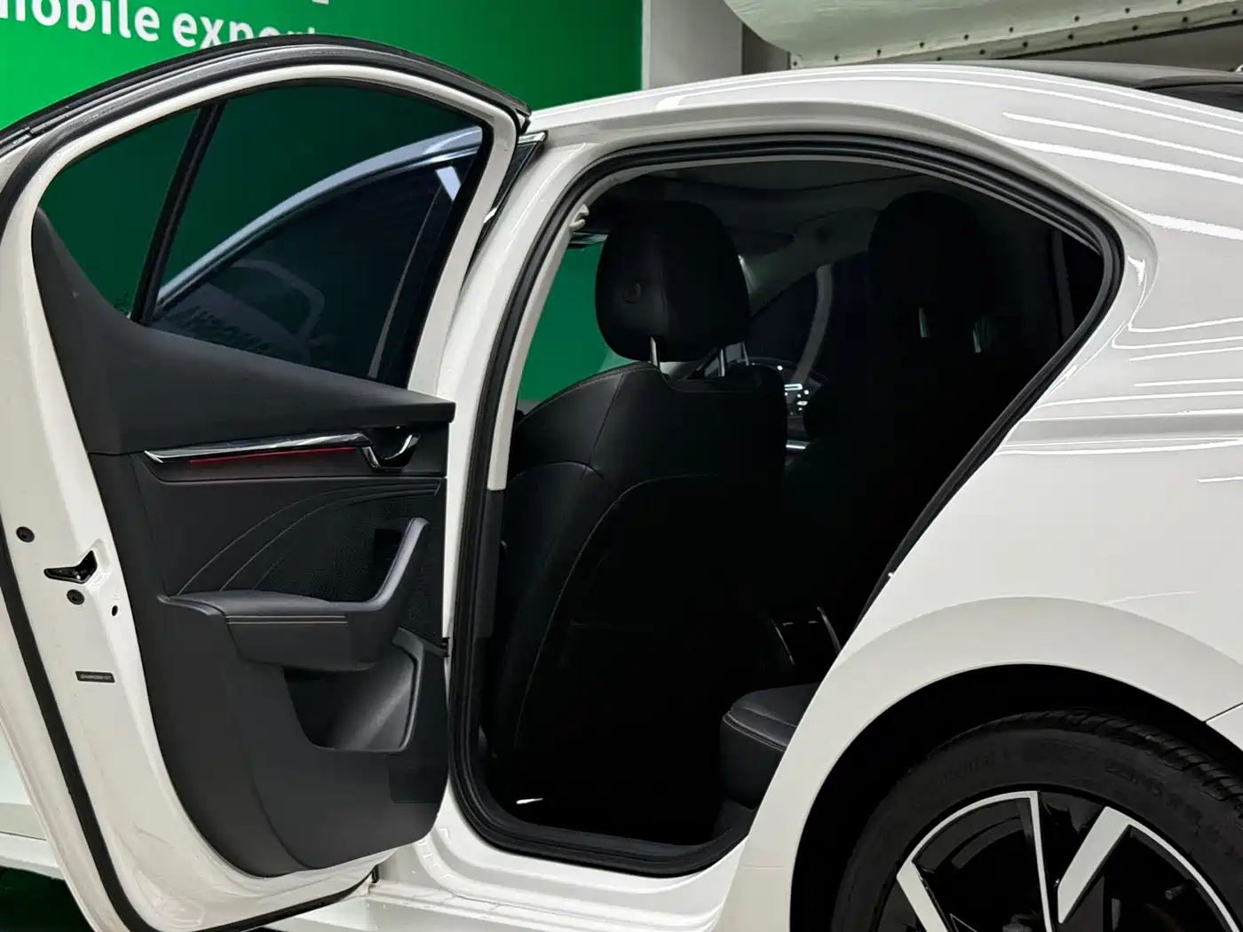 Škoda Octavia 2022 PRO TSI280 Luxury Edition фото 9