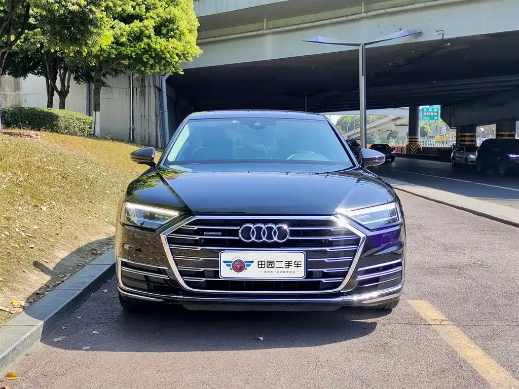 Audi A8 2018 A8L 55 TFSI quattro Launch Elite фото 2
