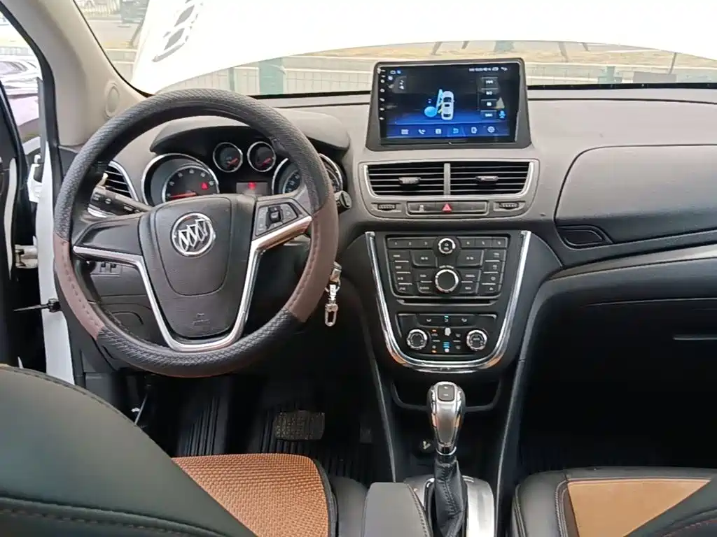 Фото 10 - Buick Encore