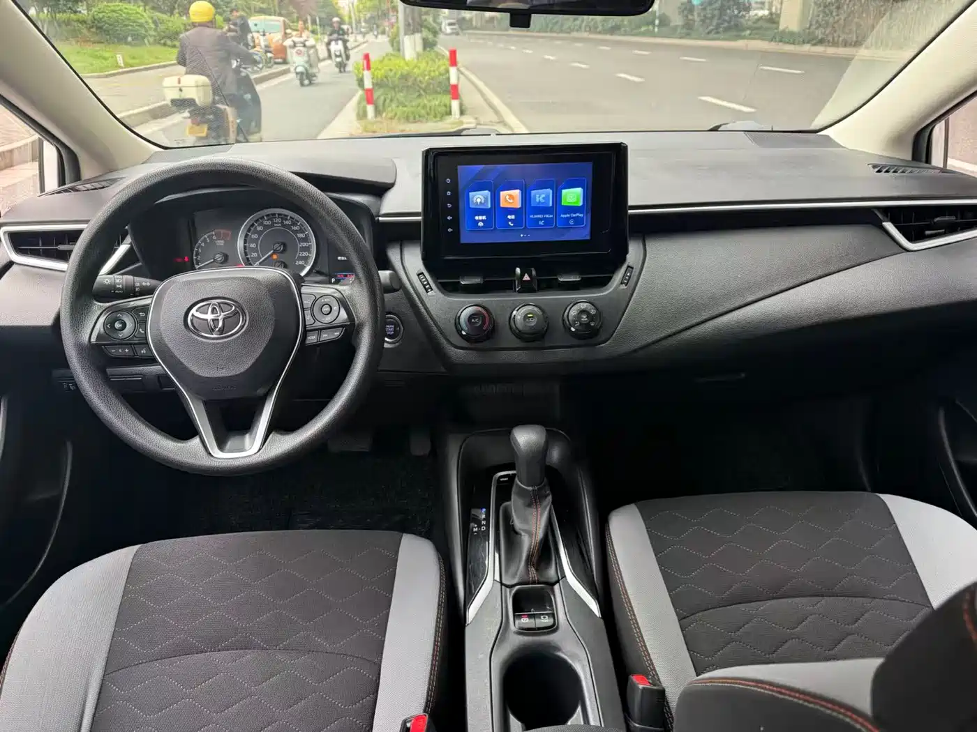 Toyota Corolla 2023 1.2T Elite Edition фото 7