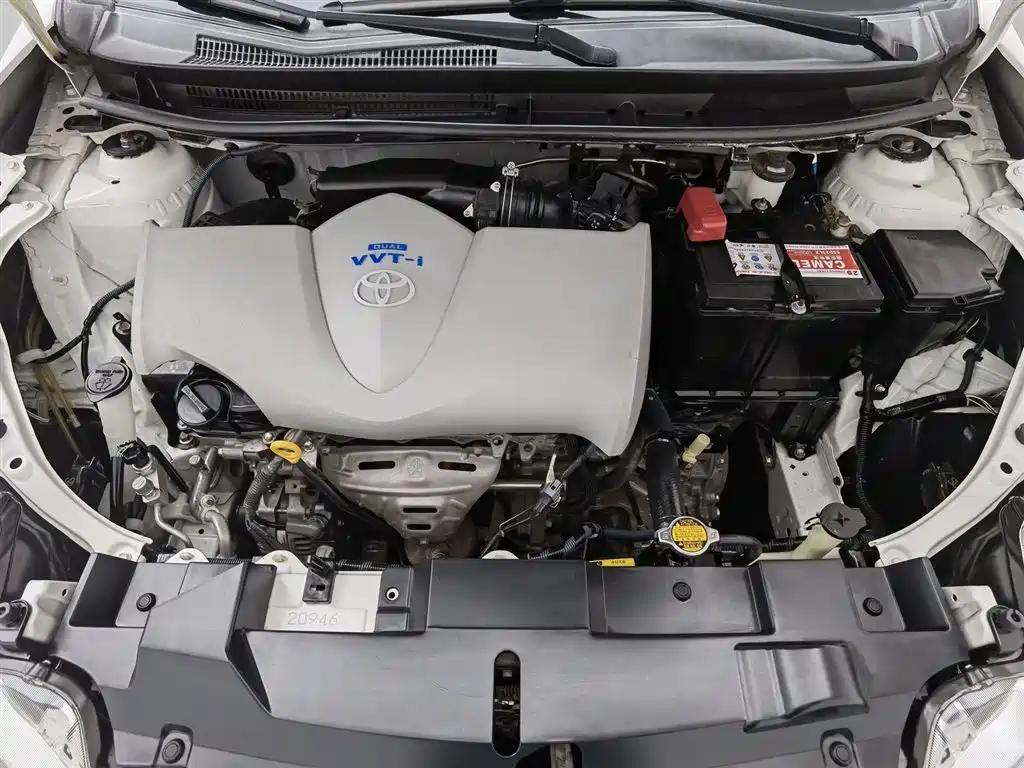 TOYOTA YARIS L ZHIXUAN