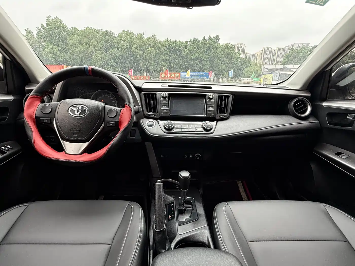 Toyota RAV4 Rongfang 2019 2.0L CVT 2WD Trend Edition China VI фото 8