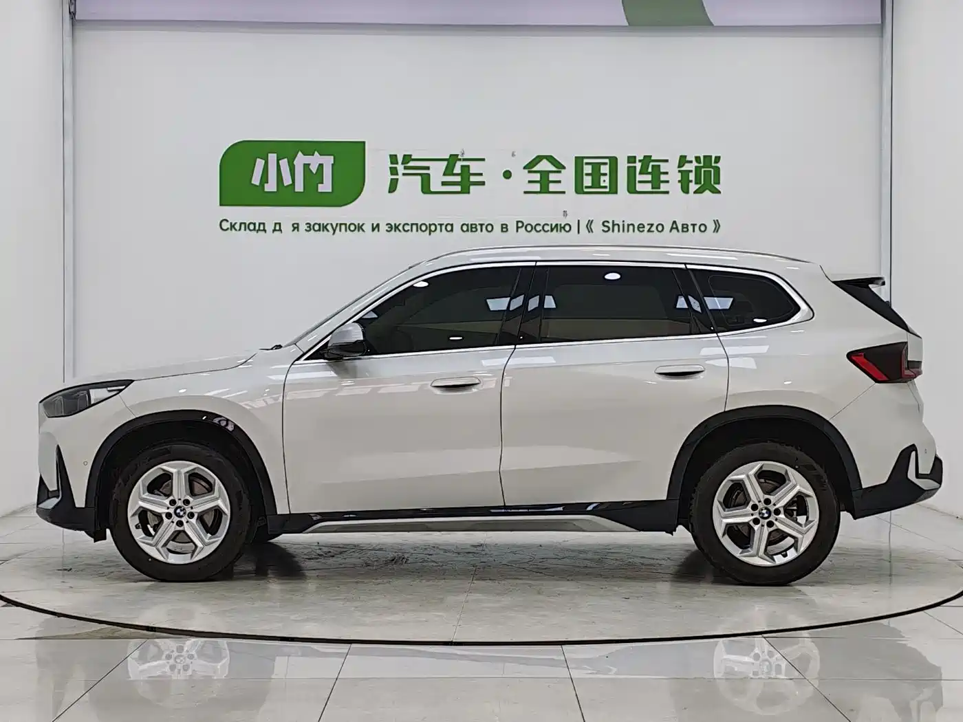 BMW X1 2024 sDrive20Li X Design Package фото 5