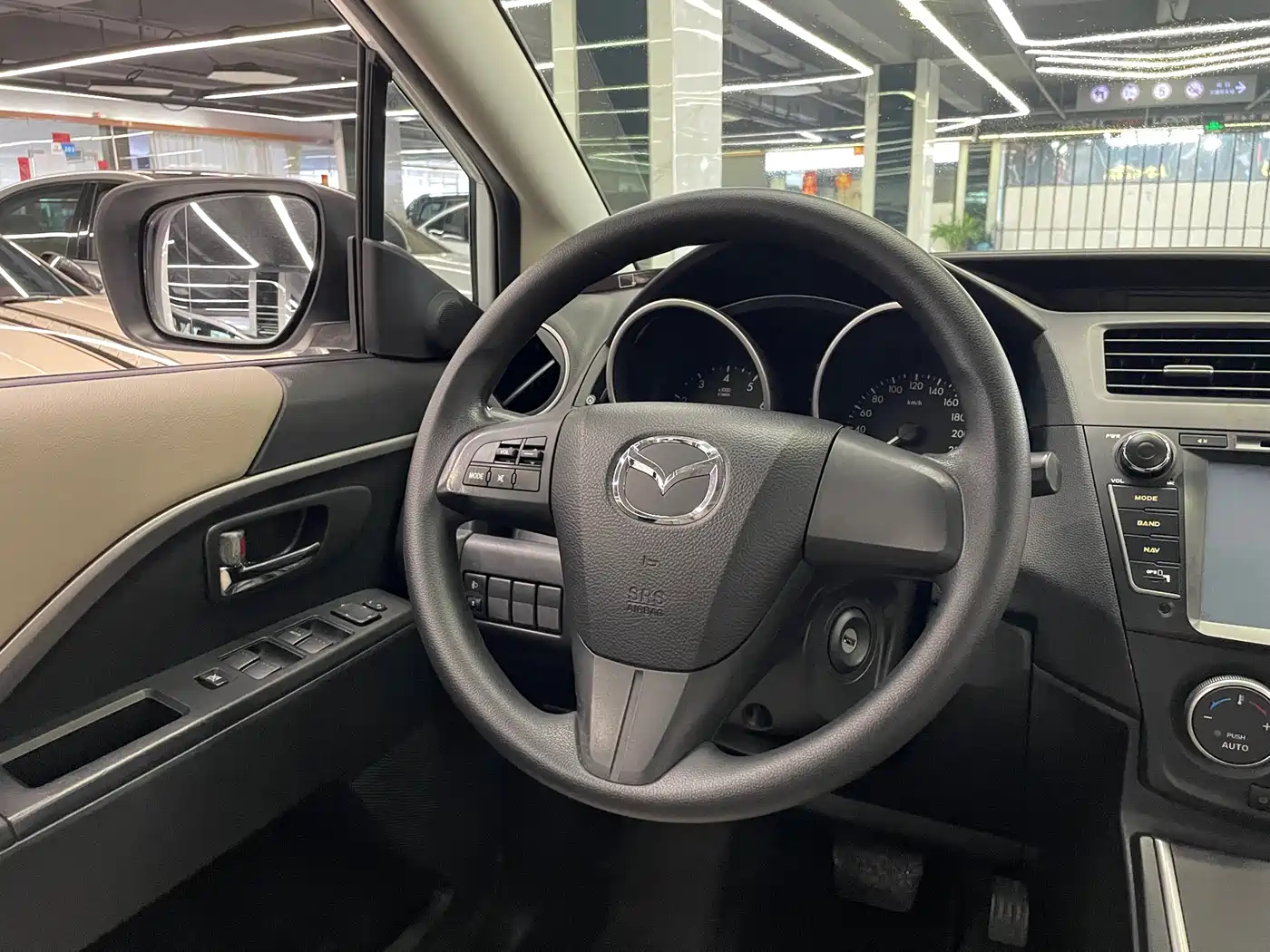 Mazda Mazda5 2013 2013 2.0L Automatic Luxury
