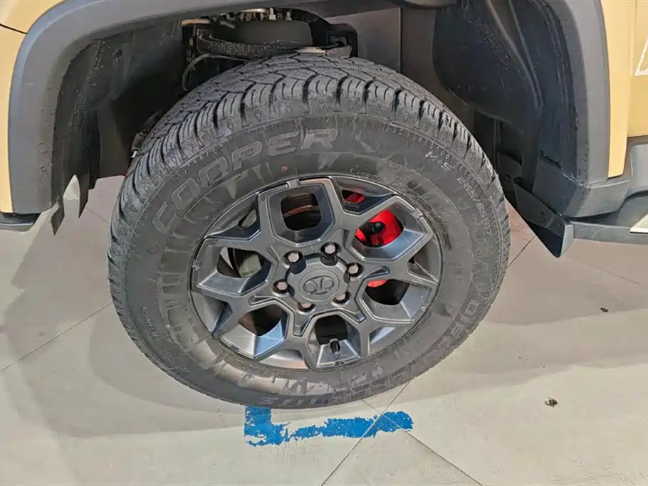 BAIC ORV Beijing Offroad BJ40 2019 2.3T Auto 4WD Hanta Champion Edition China VI фото 6
